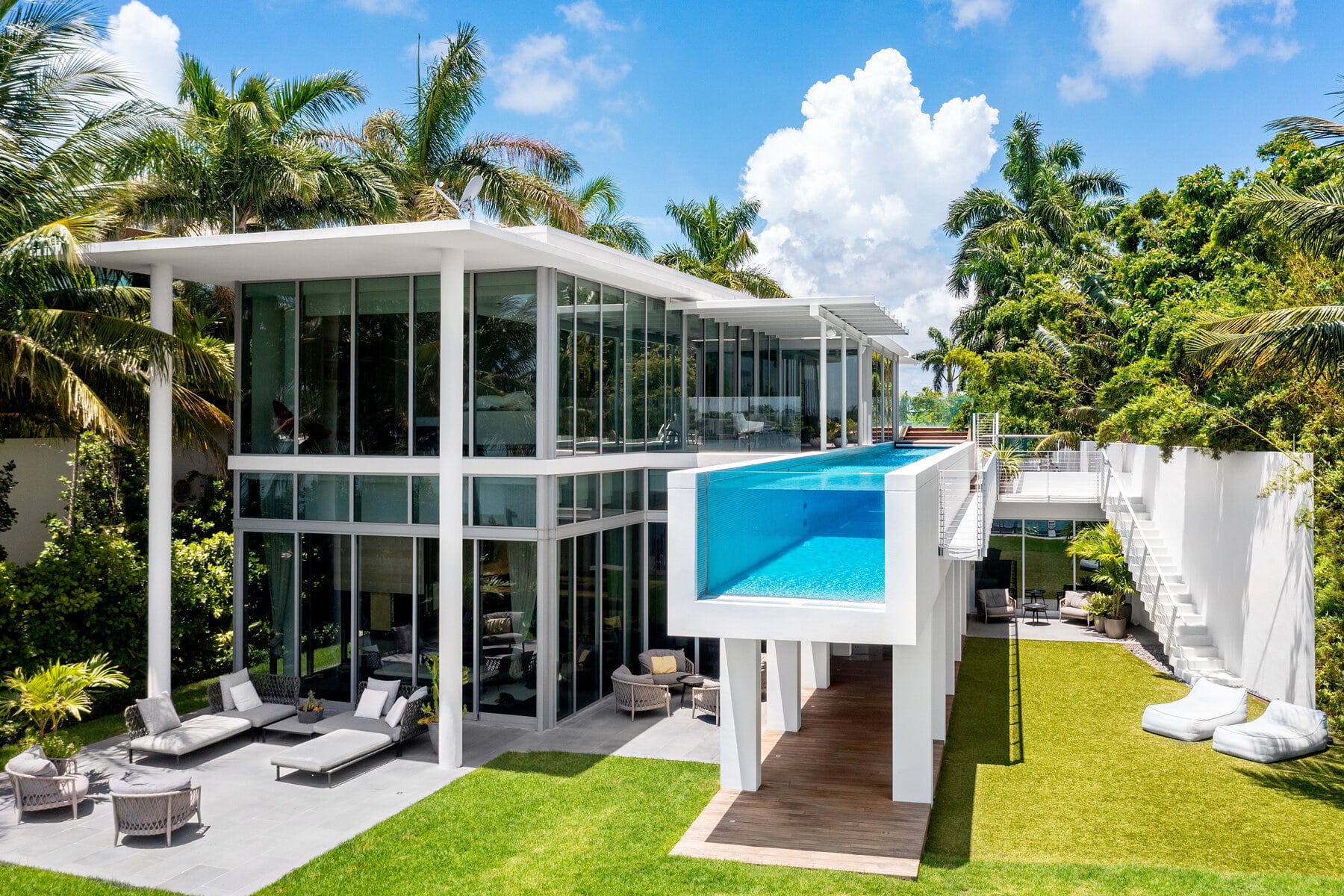 Стильный дом в Майами